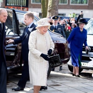 La reine Elisabeth II d'Angleterre et le prince Philip, duc d'Edimbourg assistent à l'inauguration de la nouvelle aile de la Charterhouse à Londres, le 28 février 2017.  The Queen Elizabeth II and accompanied by the Duke of Edinburgh opens a new development at the Charterhouse in London on 28 February, 2017.28/02/2017 - Londres