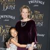 Jean Smart et sa fille Bonnie - Avant-première du film La Belle et la bête à Los Angeles le 2 mars 2017