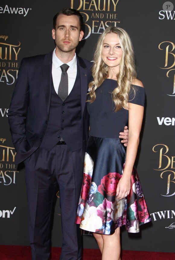 Matthew Lewis et sa fiancée Angela Jones - Avant-première du film La Belle et la bête à Los Angeles le 2 mars 2017