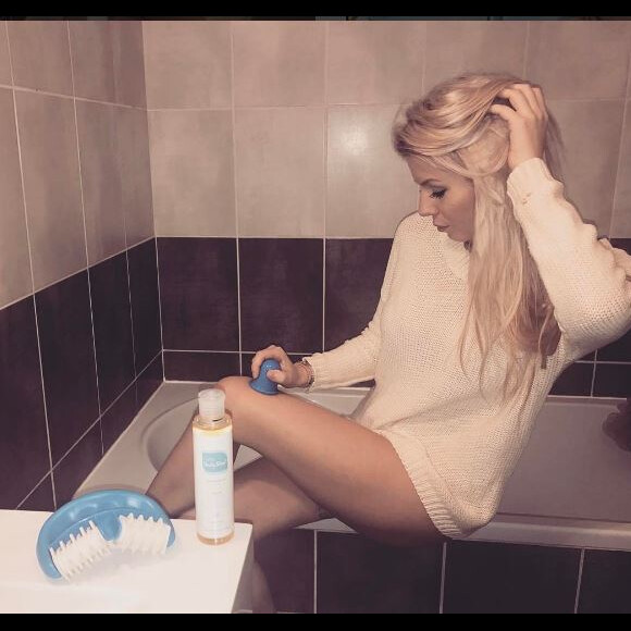 Jessica Thivenin des "Marseillais" fait des placements de produits, Instagram