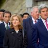 Le sous-secrétaire d'État adjoint aux affaires politiques Thomas Shannon, le secrétaire d'état américain John Kerry et l'ambassadeur américain au Japon Caroline Kennedy visitent le sanctuaire shinto Itsukushima-jinja - Les chefs de la diplomatie des pays du G7 en réunion à Hiroshima. Le 10 avril 2016