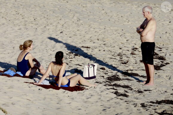 Semi-Exclusif - Caroline Kennedy, son mari Edwin Schlossberg et leur fille Tatiana Schlossberg en vacances à la plage à Saint-Barthélemy le 19 mars 2016