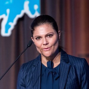 La princese Victoria de Suède, pour son premier engagement officiel en 2017, inaugurait le 6 mars à Stockholm une conférence sur l'avenir de la mer Baltique et le développement durable.