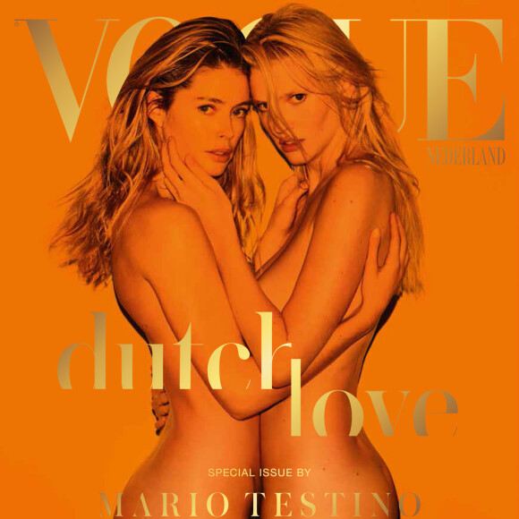 Lara Stone et Doutzen Kroes en couverture du numéro d'avril 2017 du magazine Vogue Nederland. Photo par Mario Testino.