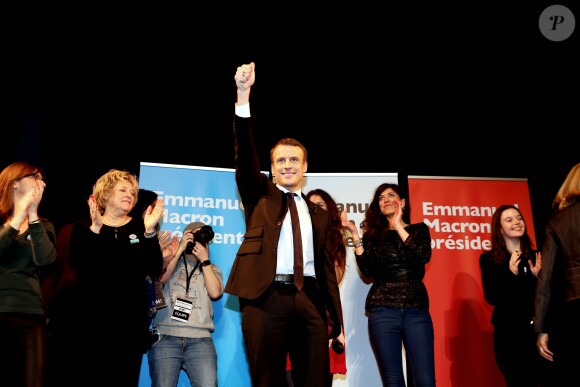Emmanuel Macron - A l'occasion de la journée internationale des femmes, Emmanuel Macron, candidat du mouvement "En Marche!", à l'élection présidentielle, a cloturé un rassemblement organisé par le collectif "Elles Marchent" au théatre Antoine, à Paris, France, le 8 Mars 2017.