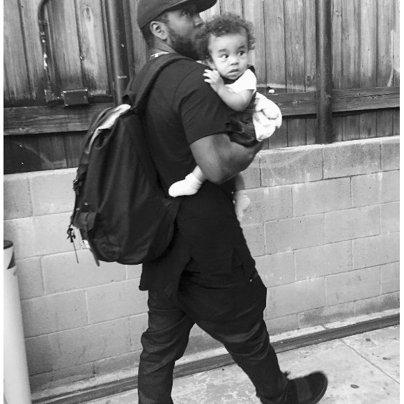 Le cousin de Kanye West, Ricky Anderson, avec son fils Avery le 19 juin 2016