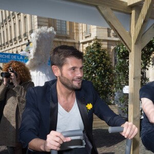 Exclusif - Céline Géraud, Christophe Beaugrand, François-Xavier Ménage, Morgan Bourc'his lors de la 13 ème édition de l'opération "Une Jonquille pour Curie" à Paris, le 14 mars 2017.