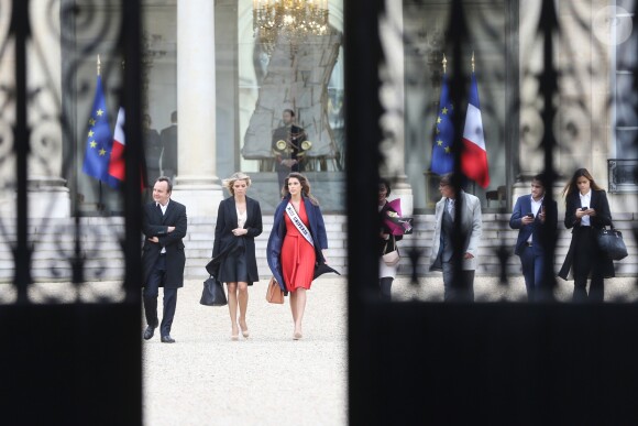 Semi- Exclusif - Iris Mittenaere (Miss Univers) au Palais de l'Elysée pour rencontrer le président de la République François Hollande et visiter l'Elysée à Paris, le 18 mars 2017. 