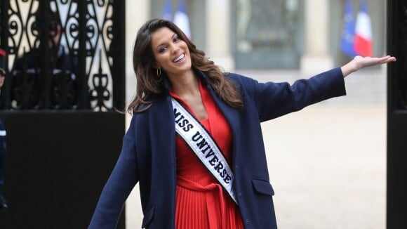 Iris Mittenaere (Miss Univers): Larmes à Lille et blagues avec François Hollande