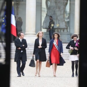 Semi- Exclusif - Iris Mittenaere (Miss Univers) et Sylvie Tellier au Palais de l'Elysée pour rencontrer le Président de la République F. Hollande et visiter l'Elysée à Paris, le 18 mars 2017.