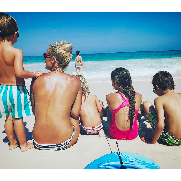 Elodie Gossuin et ses 4 enfants en vacances - Photo publiée sur Instagram en février 2017