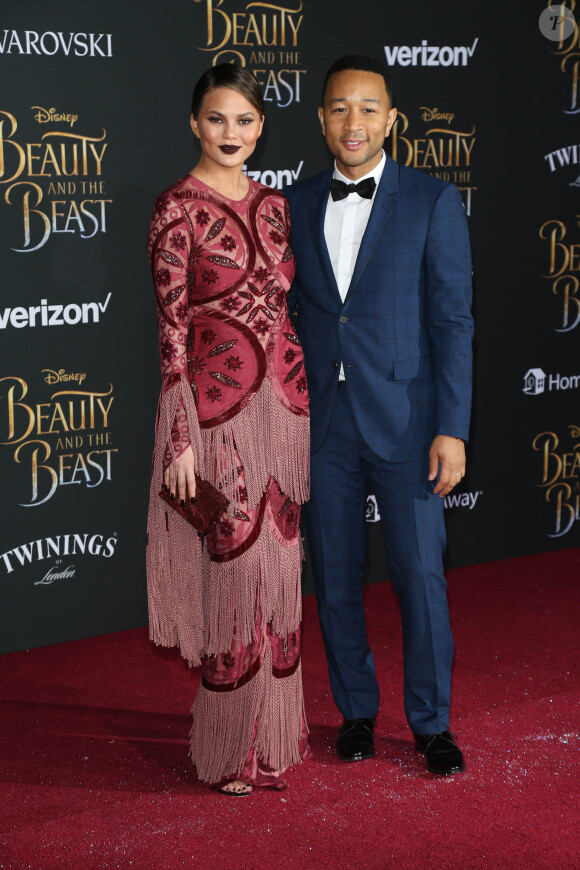 Christine Chrissy Teigen et son mari John Legend à la première de "La belle et la bête" à Los Angeles le 2 mars 2017.