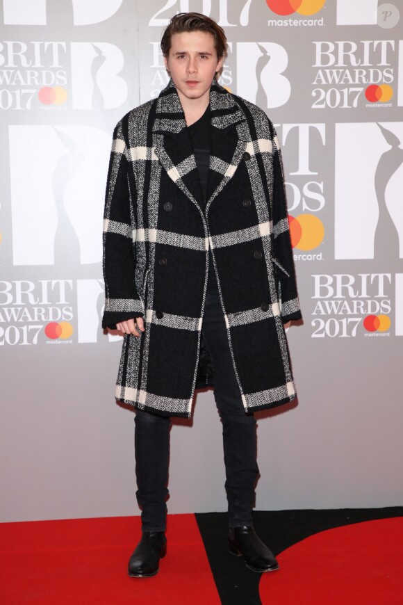 Brooklyn Beckham aux "Brit Awards 2017" à Londres. Le 22 février 2017