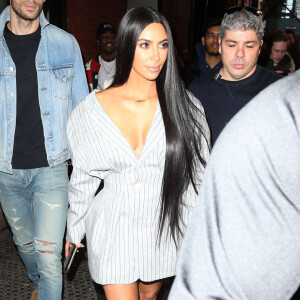 Kim Kardashian et son attaché de presse Simon Huck se baladent dans les rues de New York, le 14 février 2014