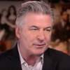 Alec Baldwin revient sur sa dépendance passée à l'alcool et à la drogue dans l'émission Good Morning America qui sera diffusée le 3 avril 2017. Vidéo publiée sur Youtube, le 31 mars 2017