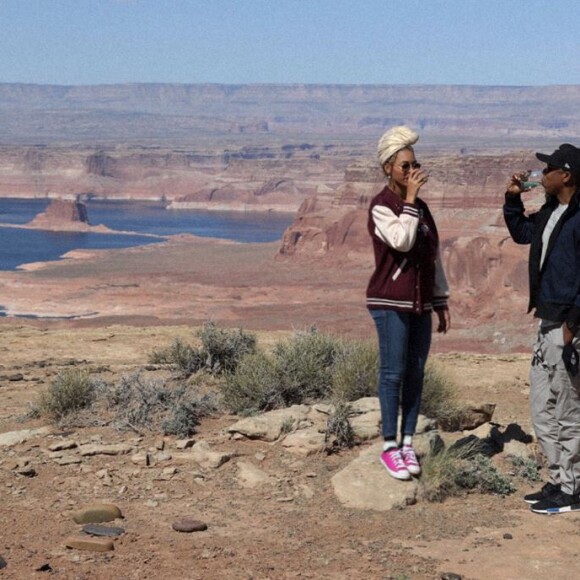 Beyonce partage des photos inédites à l'occasion de son 9e anniversaire de mariage avec Jay Z le 4 avril 2017.