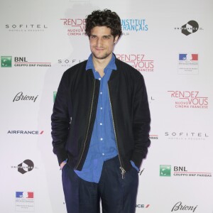 Louis Garrel lors de la cérémonie d'ouverture du festival "Rendez-vous avec le nouveau Cinéma français" à l'ambassade de France à Rome, Italie, le 5 avril 2017.