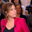 Léa Salamé radieuse pour son retour - "L'émission politique", jeudi 6 avril 2017, France 2