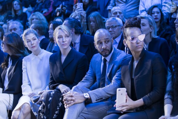 Rosamund Pike, Uma Thurman, Swizz Beatz et sa femme Alicia Keys - Frontrow - Défilé de mode prêt-à-porter Automne-Hiver 2017-2018 "Christian Dior" à Paris le 3 mars 2017.
