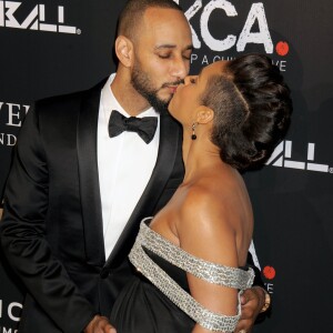Swizz Beatz et sa femme, Alicia Keys, enceinte, lors du "The Black Ball" à New York, le 30 octobre 2014