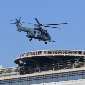 Tournage d'une scène du film "Mission Impossible 6" sur le toit du ministère des Finances de Bercy à Paris. Le 8 avril 2017 © Lionel Urman / Bestimage