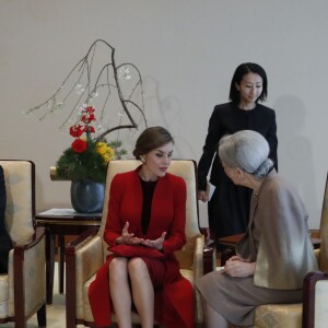Le roi Felipe VI, la reine Letizia d'Espagne, l’empereur Akihito et l’impératrice Michiko du japon - Le roi et la reine d’Espagne lors de l’accueil officiel par l’empereur et l’impératrice du Japon au Palais impérial de Tokyo, Japon, le 5 avril 2017.  Spanish King and Queen during a welcome ceremony on occasion for their official visit to Japan in Tokyo on Wednesday 5 April 2017. On the first day of their 3 day tour of Japan04/04/2017 - Tokyo