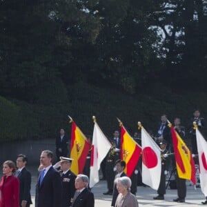 Le roi Felipe VI et la reine Letizia d'Espagne, l'empereur Akihito et l’impératrice Michiko du Japon, le prince Naruhito et la princesse Masako du Japon, Shinzo Abe (premier ministre du Japon) et sa femme Akie Abe - Le roi F. VI d'Espagne et la reine L.d'Espagne lors d'une cérémonie de bienvenue à Tokyo dans le cadre de leur voyage officiel au Japon, le 5 avril 2017.  Spanish King F. VI and Queen L. during a welcome ceremony on occasion for their official visit to Japan in Tokyo on Wednesday 5 April 2017. On the first day of their 3 day tour of Japan.05/04/2017 - Tokyo