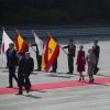 Le roi Felipe VI et la reine Letizia d'Espagne, l'empereur Akihito et l’impératrice Michiko du Japon, le prince Naruhito et la princesse Masako du Japon - Le roi F. VI d'Espagne et la reine L.d'Espagne lors d'une cérémonie de bienvenue à Tokyo dans le cadre de leur voyage officiel au Japon, le 5 avril 2017.  Spanish King F. VI and Queen L. during a welcome ceremony on occasion for their official visit to Japan in Tokyo on Wednesday 5 April 2017. On the first day of their 3 day tour of Japan.05/04/2017 - Tokyo