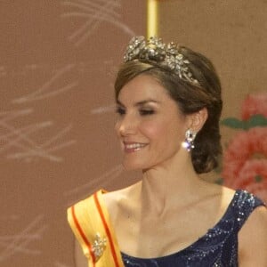 La reine Letizia d'Espagne lors du dîner de gala donné en l'honneur du roi et de la reine d'Espagne en visite officielle au Japon à Tokyo le 4 avril 2017.  Gala dinner for Spanish kings on occasion for their official visit to Japan in ImperialPalace in Tokyo on Wednesday 5 April 2017. On the first day of their 3 day tour of Japan04/04/2017 - Tokyo