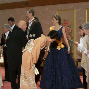 Akihito, empereur du Japon, le roi Felipe d'Espagne, la reine Letizia et l'impératrice Michiko lors du dîner de gala donné en l'honneur du roi et de la reine d'Espagne en visite officielle au Japon à Tokyo le 4 avril 2017.  Gala dinner for Spanish kings on occasion for their official visit to Japan in ImperialPalace in Tokyo on Wednesday 5 April 2017. On the first day of their 3 day tour of Japan04/04/2017 - Tokyo