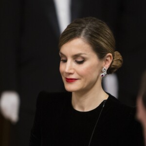 La reine Letizia d'Espagne lors du dîner de gala en l'honneur de la visite du roi et de la reine d'Espagne au Japon. Tokyo, le 6 avril 2017.  Gala Dinner on occasion for the official visit of king and queen of Spain to Japan in Tokyo on Thursday 6 April 2017. On the second day of their 3 day tour of Japan06/04/2017 - Tokyo