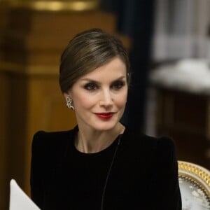 La reine Letizia d'Espagne lors du dîner de gala en l'honneur de la visite du roi et de la reine d'Espagne au Japon. Tokyo, le 6 avril 2017.  Gala Dinner on occasion for the official visit of king and queen of Spain to Japan in Tokyo on Thursday 6 April 2017. On the second day of their 3 day tour of Japan06/04/2017 - Tokyo