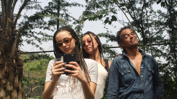 Yannick Noah : Ses cinq enfants réunis pour une belle photo de famille