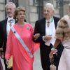 La princesse Christina de Suède, son mari Tord Magnuson, la princesse Désirée et son mari Niclas Silfverschiöld, la princesse Birgitta de Suède et la princesse Margaretha de Suède lors du mariage du prince Carl Philip de Suède et Sofia Hellqvist à la chapelle du palais royal à Stockholm le 13 juin 2015.