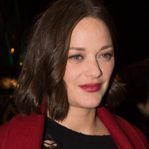 Marion Cotillard enceinte arrive à l'avant-première du film "Rock'n Roll" au Pathé Beaugrenelle à Paris le 13 février 2017.