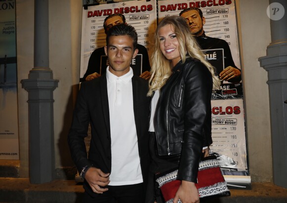 Julien Castaldi (fils de B. Castaldi et chroniqueur du Mad Mag NRJ12) et sa compagne Ludivine Birker (Les Princes de l'Amour 4) - Photocall du spectacle "Ecroué de rire" au théâtre du Gymnase Marie-Bell de Paris, France, le 14 avril 2017. © Marc Ausset-Lacroix/Bestimage