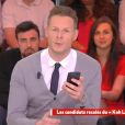 Insulté par un téléspectateur, Matthieu Delomeau lui répond en direct dans "Il en pense quoi Matthieu ?" sur C8, le 14 avril 2017.