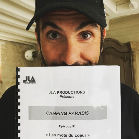 Laurent Ournac heureux de reprendre le tournage de "Caping Paradis". Avril 2017.