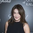 Carla Bruni-Sarkozy lors du photocall de la présentation de la collection Chopard ''The Queen of Kalahari'' au théâtre du Châtelet à Paris, le 21 janvier 2017. © Olivier Borde/Bestimage