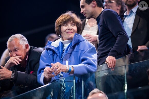 Macha Méril - La famille, les amis et soutiens d'Emmanuel Macron dans les tribunes lors du grand meeting d'Emmanuel Macron, candidat d'En Marche! à l'élection présidentielle 2017, à l'AccorHotels Arena à Paris, France, le lundi 17 avril 2017. © Cyril Moreau/Bestimage