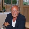 Didier Barbelivien - Gala de bienfaisance "Autistes sans frontières 92" à l'hôtel de ville de Levallois-Perret, le 26 mai 2016.