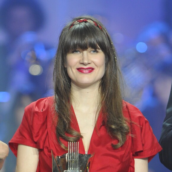 La chanteuse Camille (chanson originale "Allez allez allez) - 28 éme édition des Victoires de la Musique au Zenith le 8 février 2013.