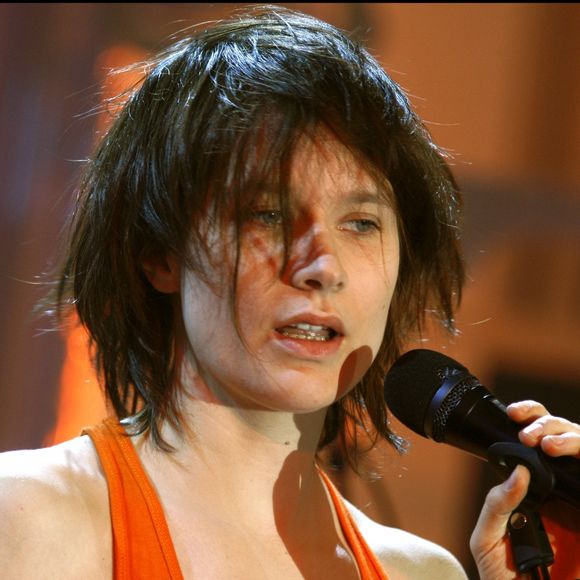 Portrait de la chanteuse Camille le 27 août 2010.