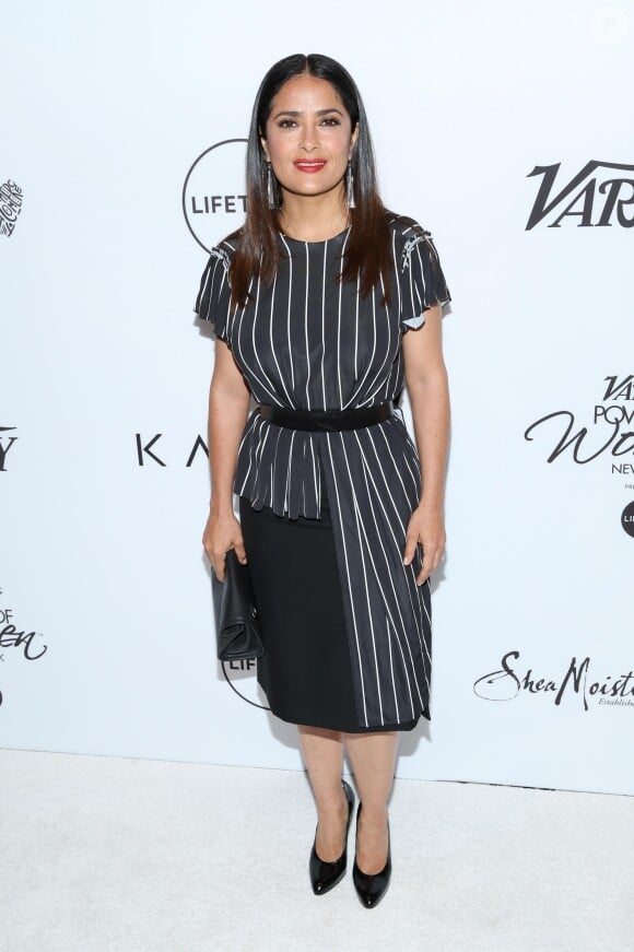 Salma Hayek - Les célébrités lors du photocall de la soirée "Variety's Power Of Women" à New York le 21 avril 2017.
