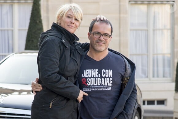 Maïtena Biraben et Luc Barruet, cofondateur de l'association Solidarité Sida, à l'Elysée lors de la remise de l'insigne de Commandeur de la Légion d'Honneur à Bill Gates et sa femme Melinda. Paris, le 21 avril 2017.