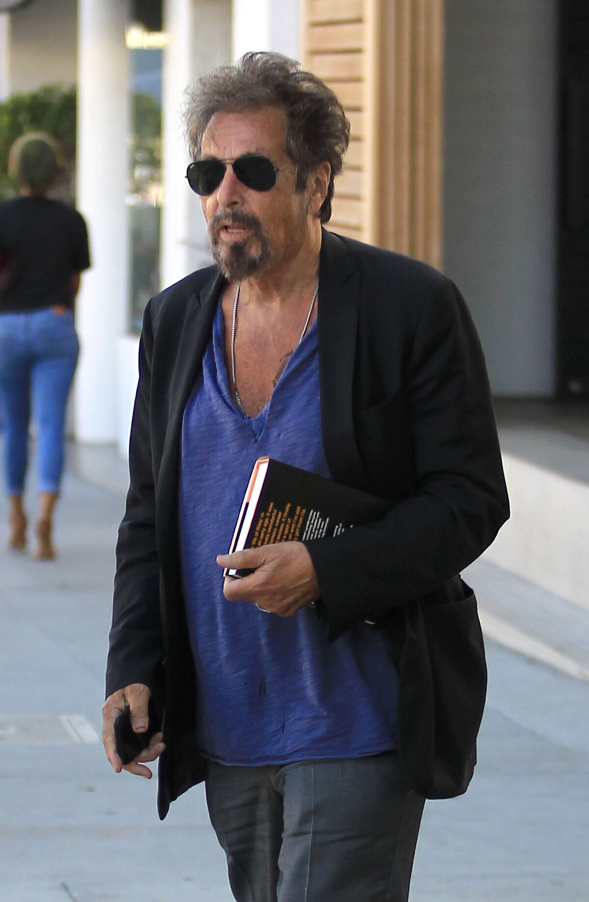 Photo : Exclusif - Al Pacino quitte un restaurant avec un ami à Beverly