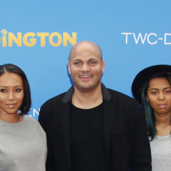 Melanie Brown (Mel B), son mari Stephen Belafonte et ses enfants Angel, Madison et Phoenix à la Première du film "Paddington" au Chinese Theatre à Hollywood. Le 10 janvier 2015