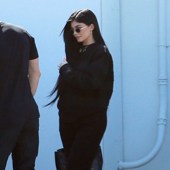 Kylie Jenner à la sortie d'un studio d’enregistrement à Calabasas, le 3 avril 2017