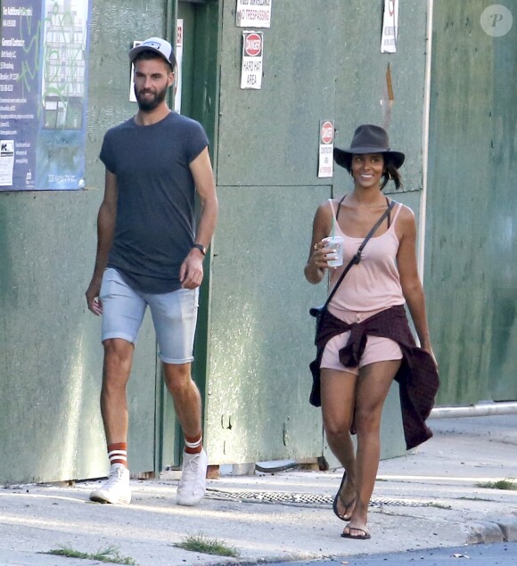 Semi-Exclusif - Benoît Paire et sa compagne Shy'm se promènent dans les rues de Brooklyn à New York. Il semblerait que le tennisman continue de profiter pleinement de sa vie personnelle, malgré les nombreux avertissements du directeur national technique de l'équipe de France de Tennis et son exclusion des Jeux Olympiques pour manquements au règlement de vie mis en place par la Fédération. Le joueur sera-t-il en forme pour affronter ses concurrents lors du tournoi de tennis US Open de Flushing Meadows ? En tous cas, la chanteuse et le sportif ne se quittent pas d'une seconde....New York, le 23 août 2016