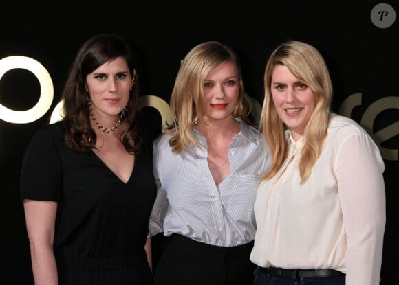 Laura Mulleavy (Rodarte), Kirsten Dunst et Kate Mulleavy (Rodarte) - Soirée de lancement de la collection de montres "Panthère de Cartier" aux studios Milk à Los Angeles, Californie, le 5 mai 2017.